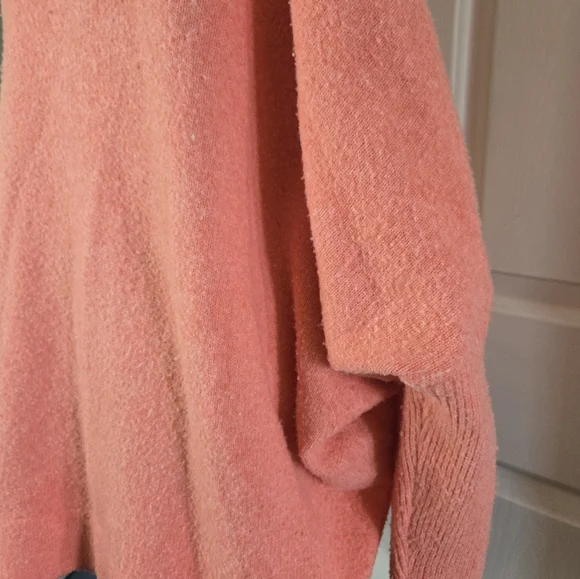 Anthropologie Super Soft Small Batwing Oversized Knit Sweater Salmon Pink - Picture 5 of 12